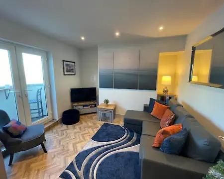 Spectacular 2 Bedroom Balcony Sea View Flat Scarborough Exterior foto